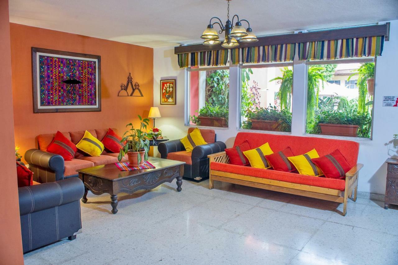 Hotel Casa Rustica By Ahs Antigua Екстер'єр фото